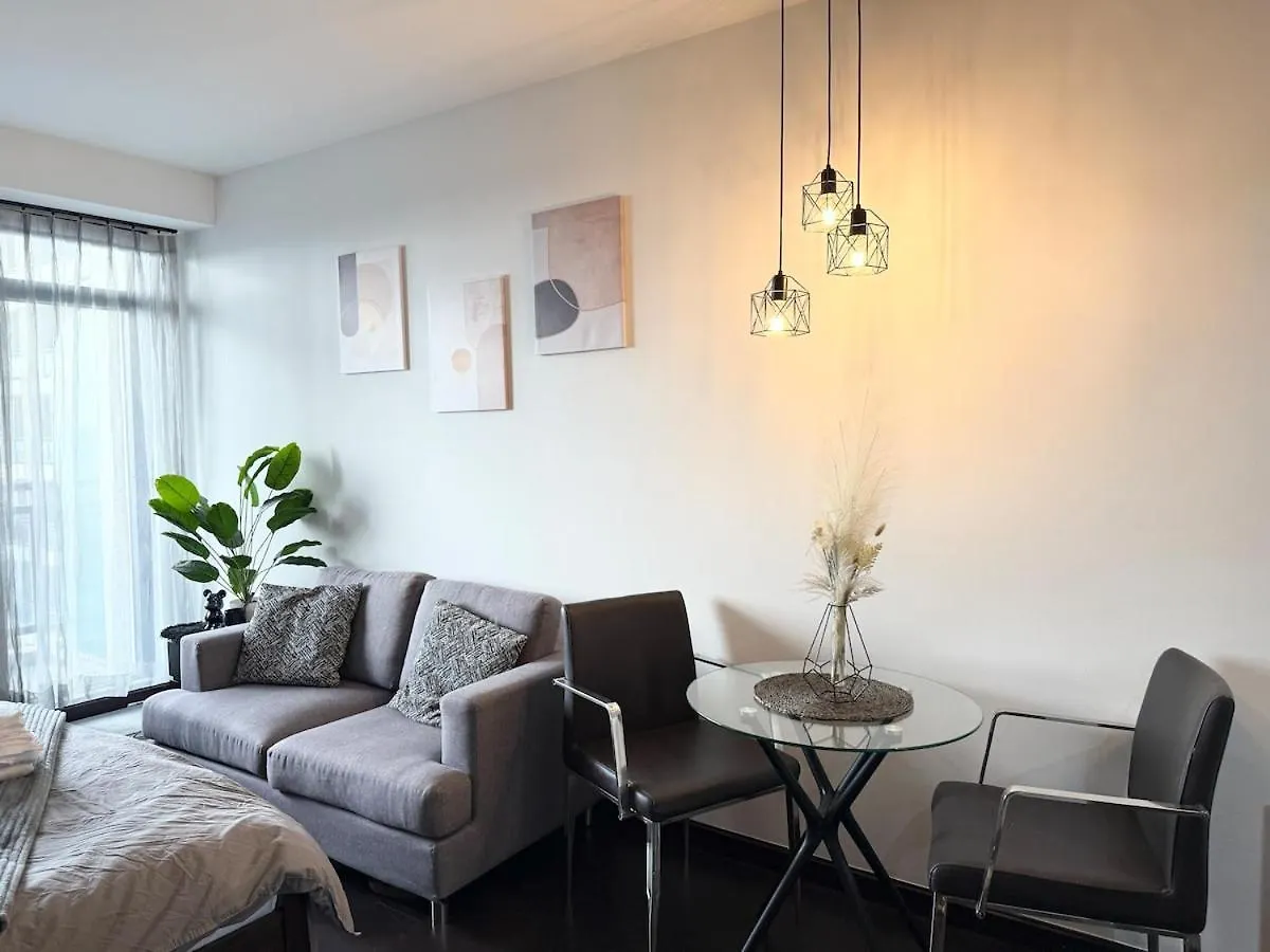 Apartment Sky-High Studio With Netflix, Sunset View, And Disney Manila